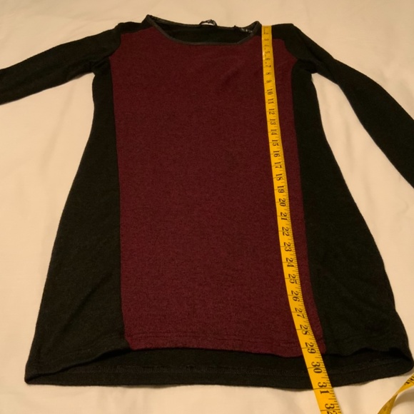 George Burgundy/Black Lightweight Scoop Neck Tunic (Small) - Picture 8 of 8